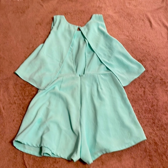 Romper - Picture 2 of 2